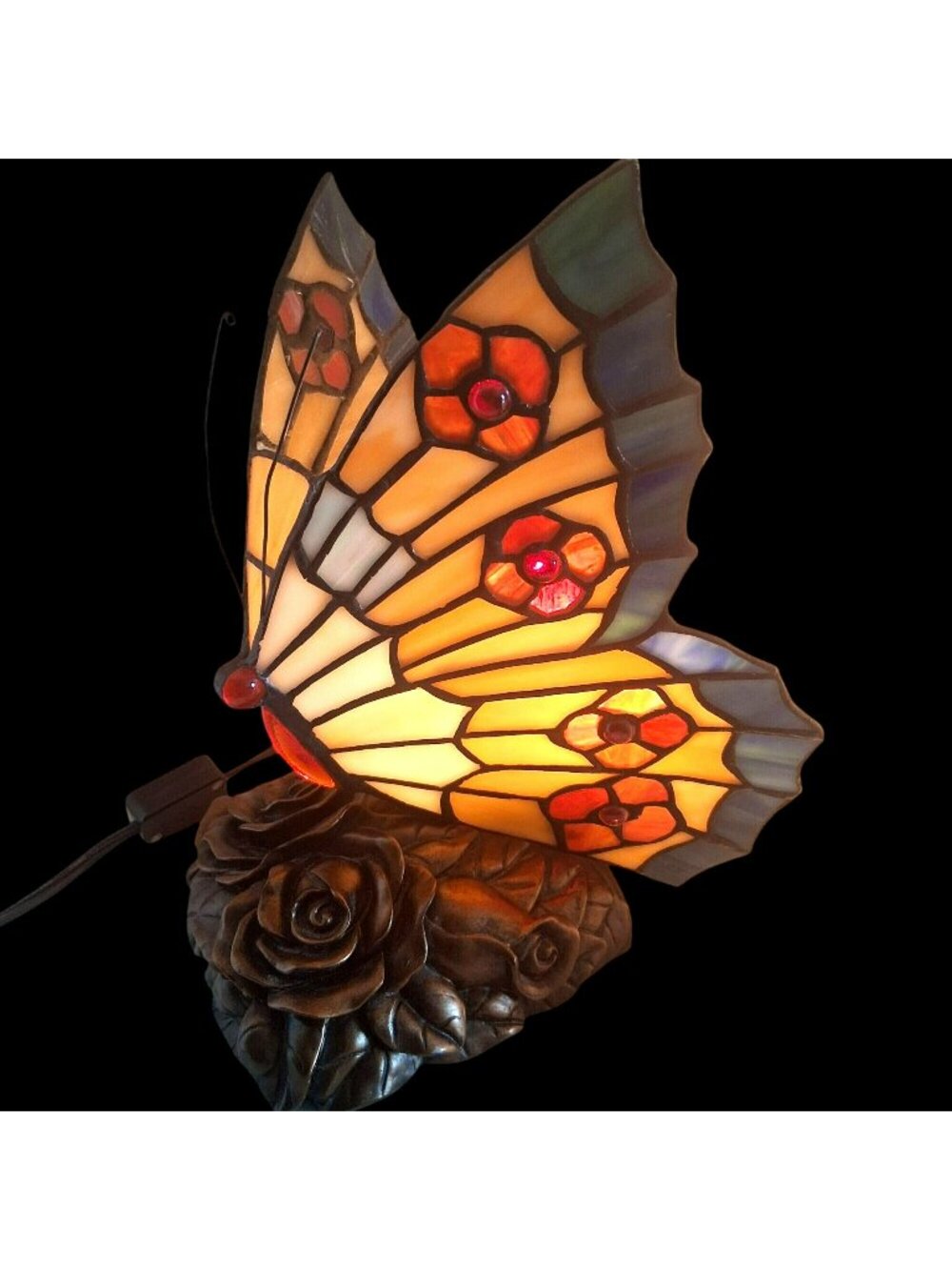 Tiffany Style Butterfly Stained Glass Lamp Bronze Floral Base  Vintage Quoizel